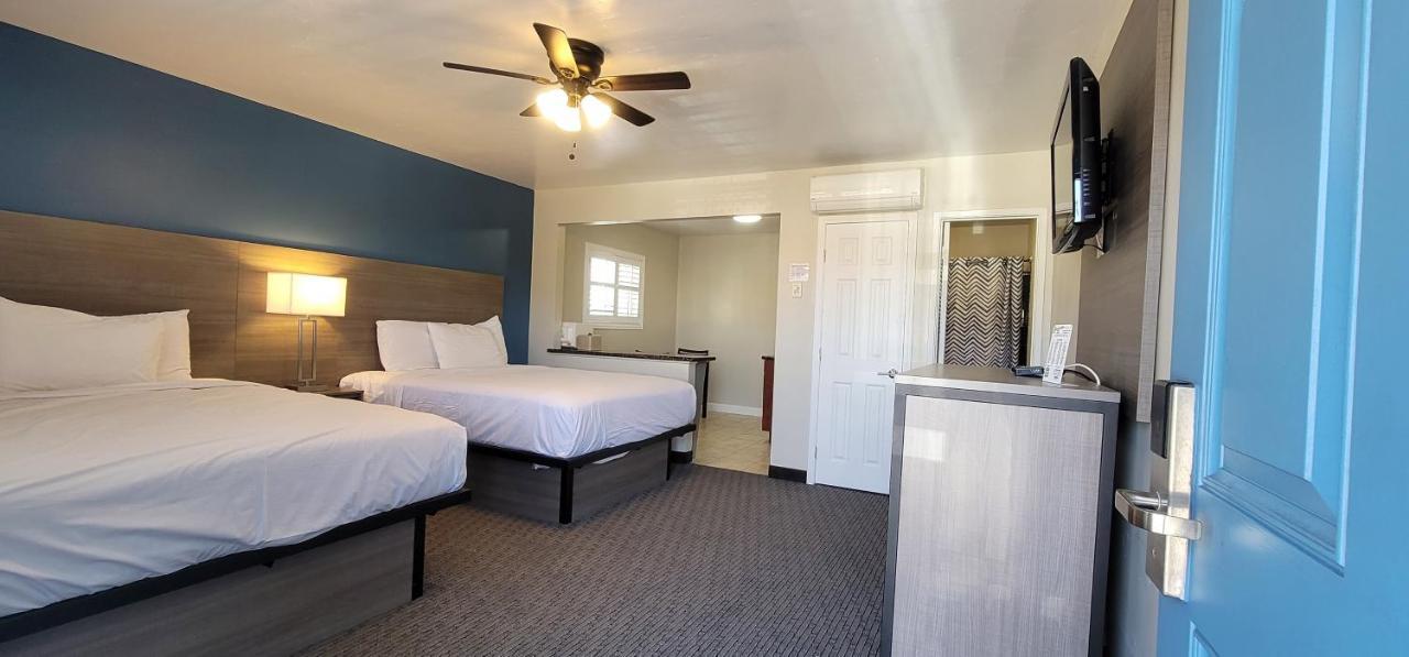 Beachwalker Inn & Suites Pismo Beach Exterior photo
