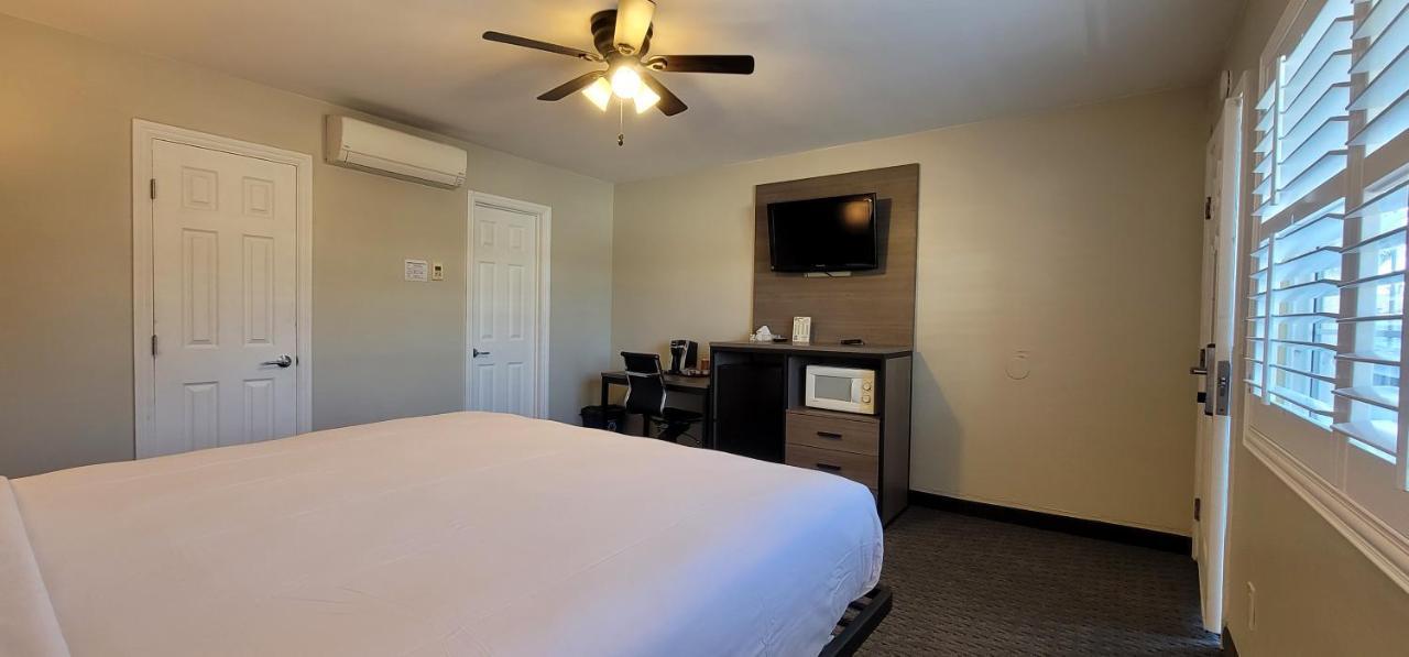 Beachwalker Inn & Suites Pismo Beach Exterior photo