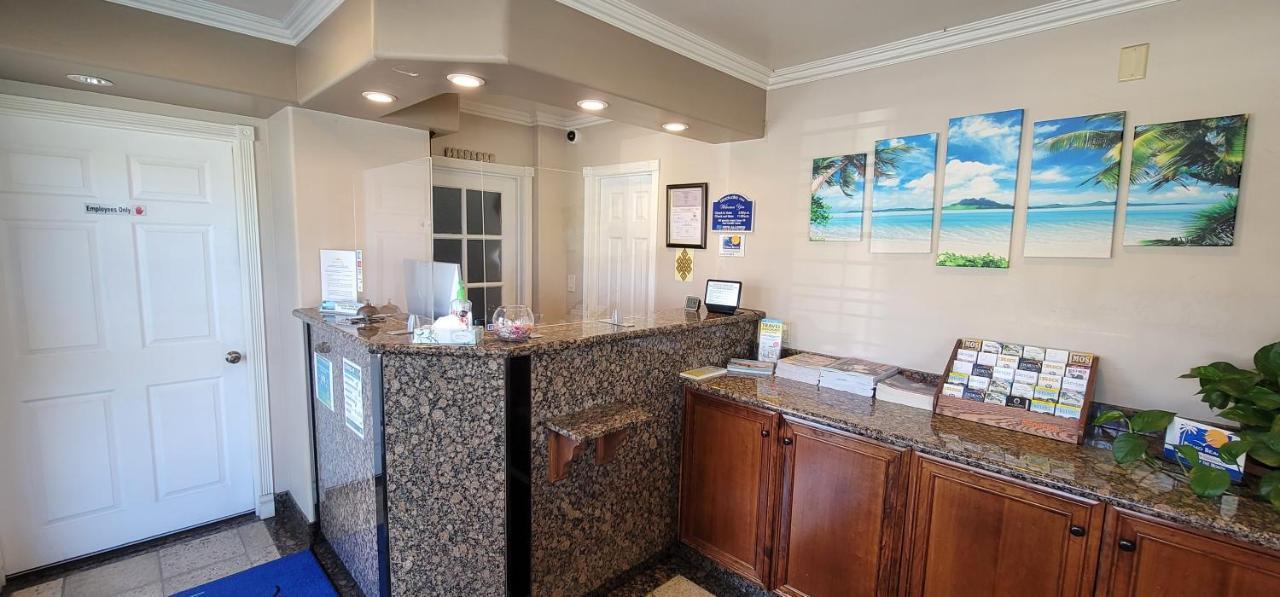 Beachwalker Inn & Suites Pismo Beach Exterior photo